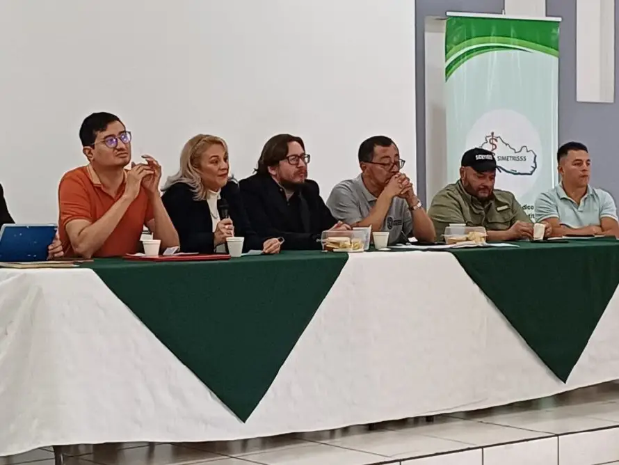 Simetrisss considera demandar inconstitucionalidad contra Ley de Red Nacional de Hospitales