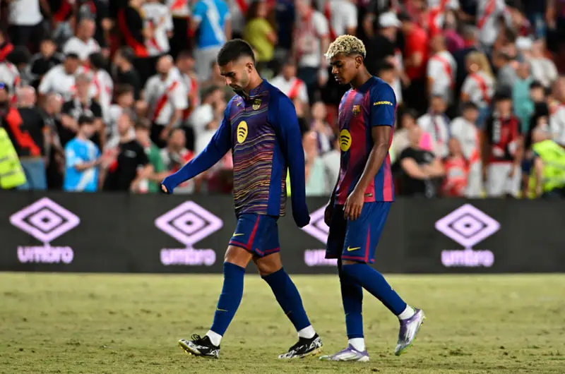 Rayo y Barcelona empatan en Vallecas con un Joan García vestido de héroe