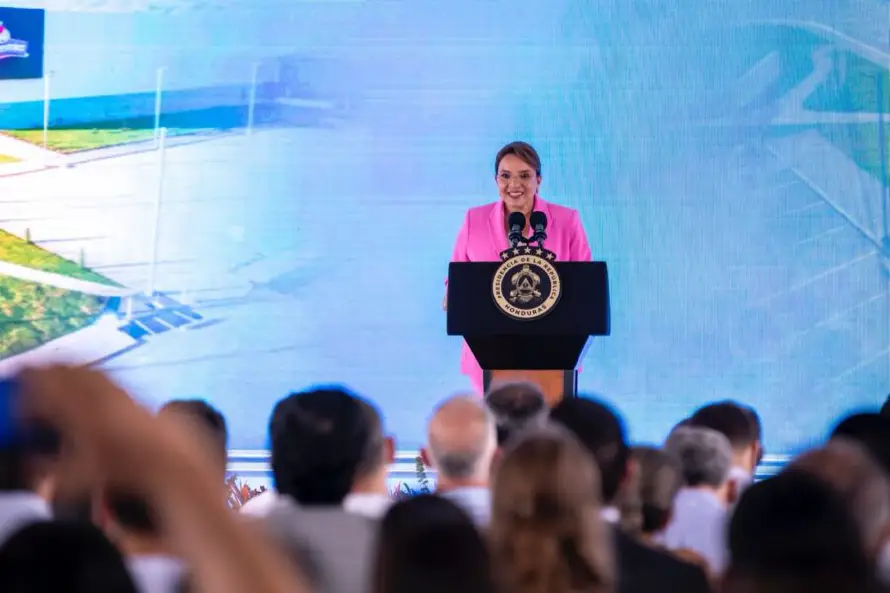 Presidenta de Honduras pide nuevo escrutinio de las elecciones del 30 de noviembre