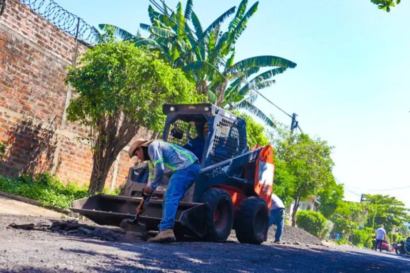 La Paz Este ha destinado más de $100,000 en primera fase de plan de bacheo