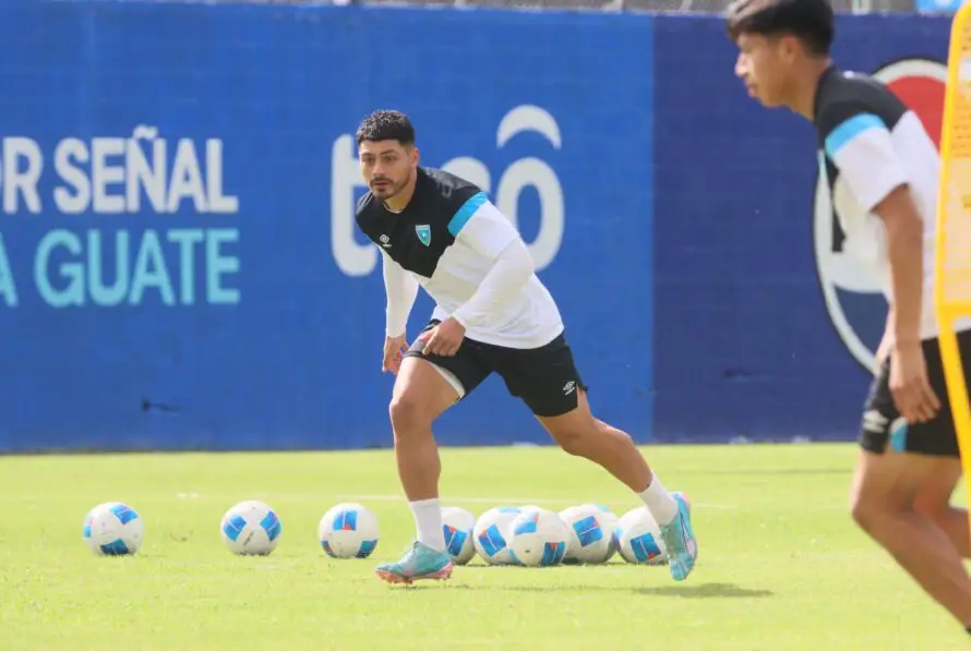Guatemala define a sus convocados para su estreno eliminatorio ante la Selecta