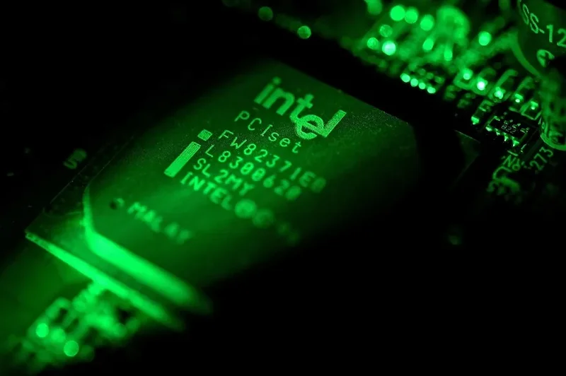 EEUU controla el 10% de Intel. ¿Qué pretende Trump nacionalizar o impulsar los chips?
