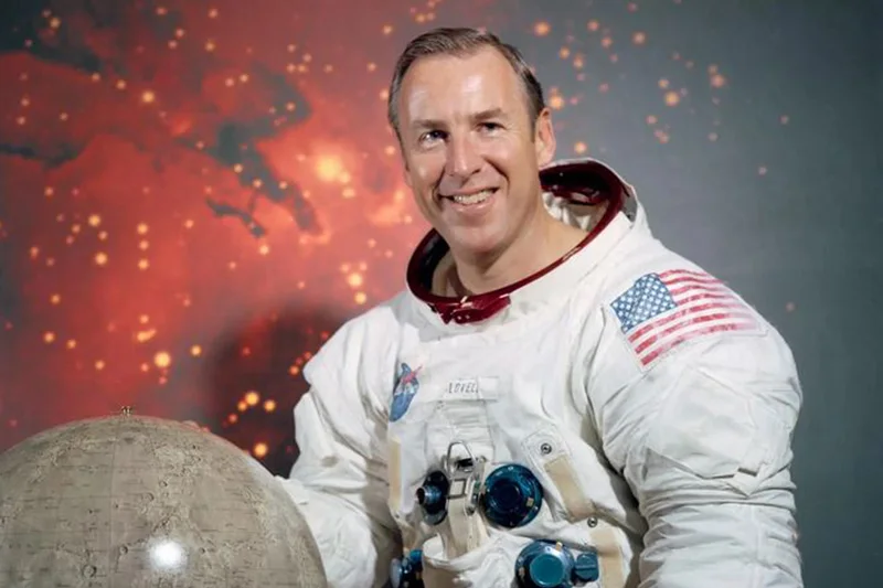 Fallece a los 97 años el astronauta Jim Lovell, quien dió origen a la famosa frase: "Houston, tenemos un problema"