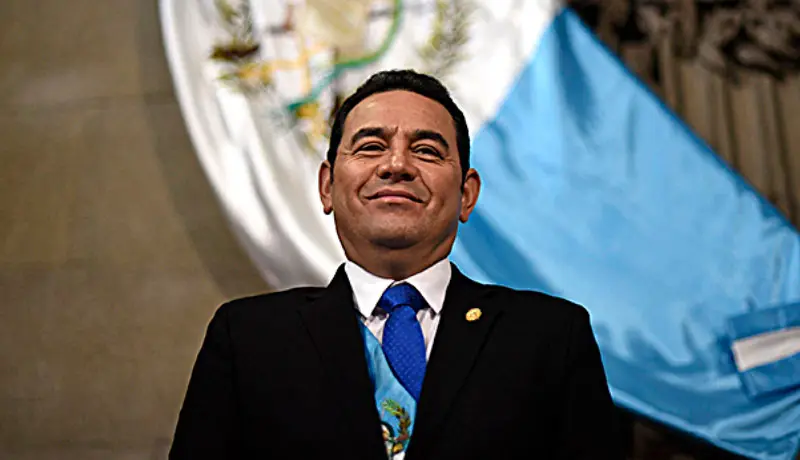Ordenan investigar al expresidente guatemalteco Jimmy Morales por la muerte de 41 niñas
