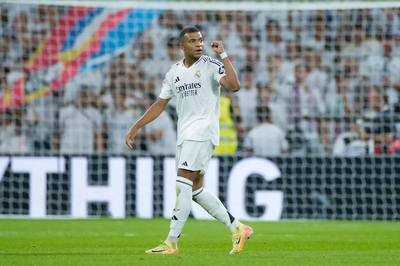 Mbappé asegura haber logrado su recuperación total tras lesión de rodilla
