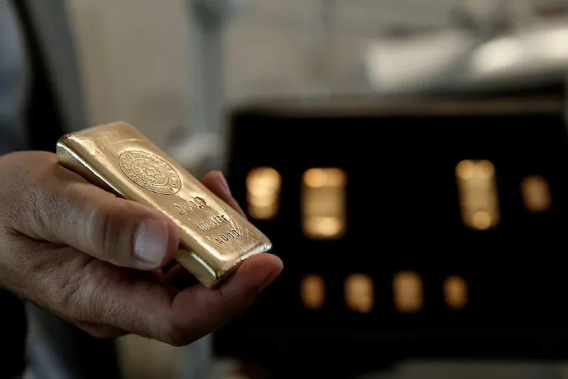 Trump descarta imponer aranceles al oro tras incertidumbre en los mercados