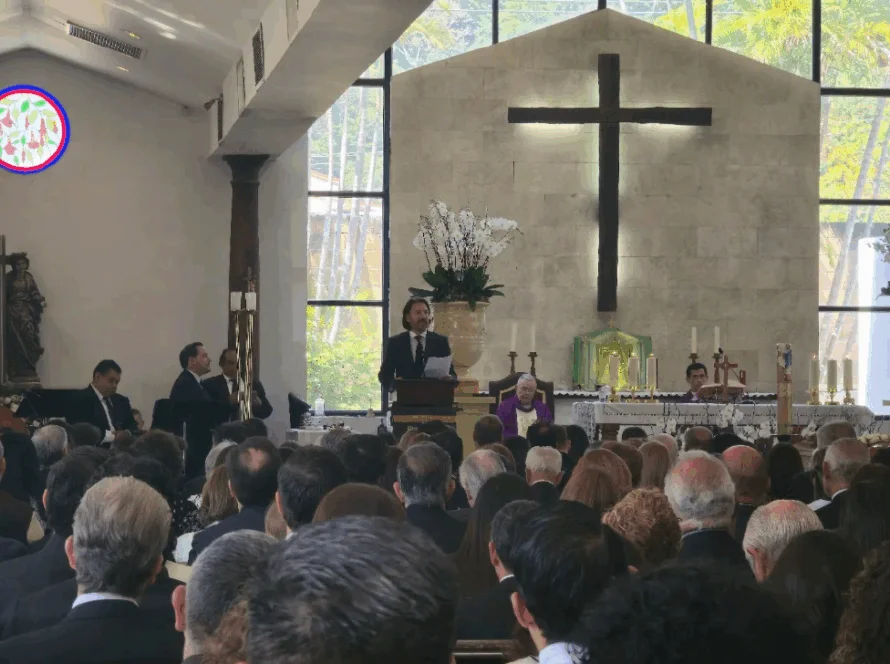 Familia y amigos despiden a don Ricardo Poma