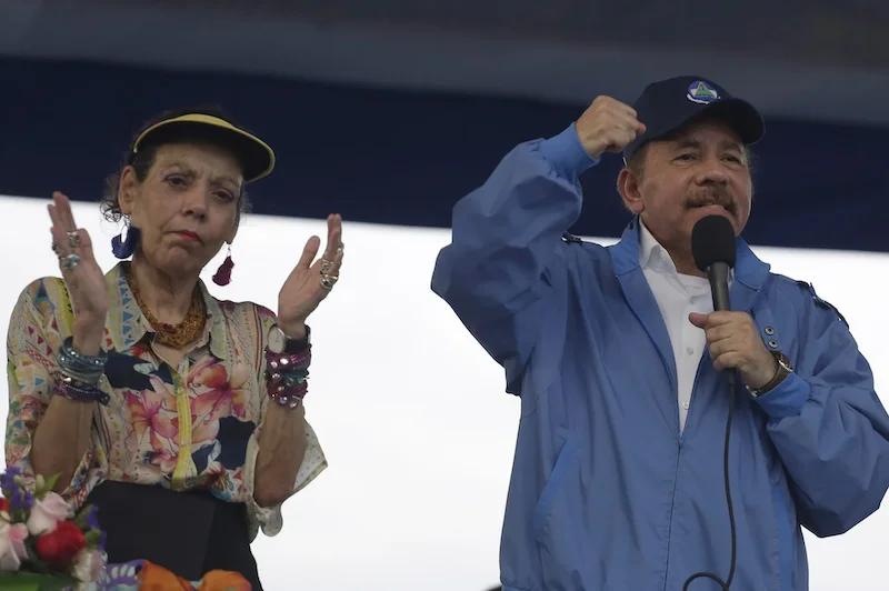 Ortega cumple 19 años en el poder en Nicaragua con incertidumbre tras la captura de Maduro