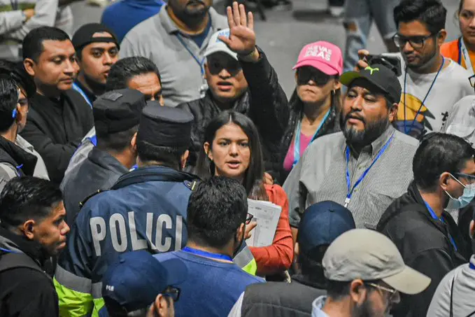 Vamos denuncia que su directora ante la Junta de Vigilancia Electoral huyó del país por acoso y persecución