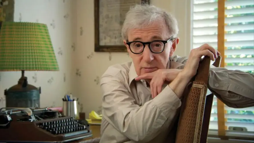 Lo nuevo de Dan Brown y la primera novela de Woody Allen, dos libros para acabar 2025