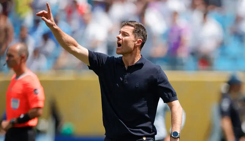 Álvaro Carreras: "Xabi Alonso tiene las ideas muy claras"