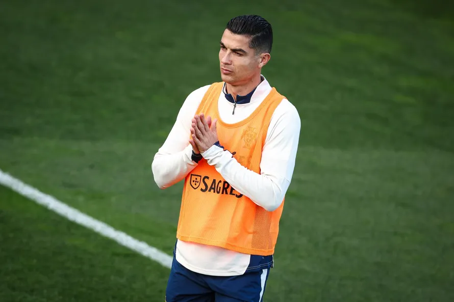 Embarba frustra el debut de Íñigo Martínez y el doblete de Cristiano