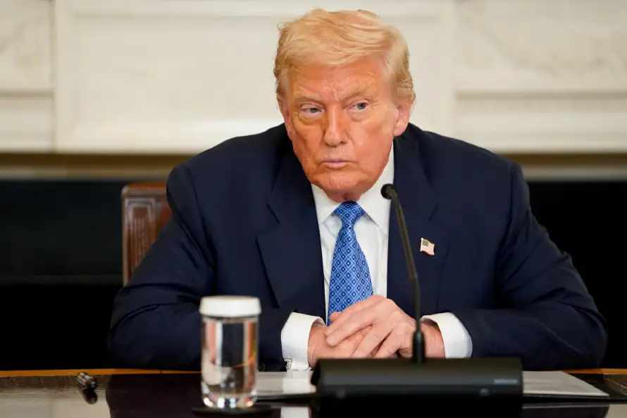 Trump amenaza a Putin con "graves consecuencias" si no para la guerra tras la cumbre