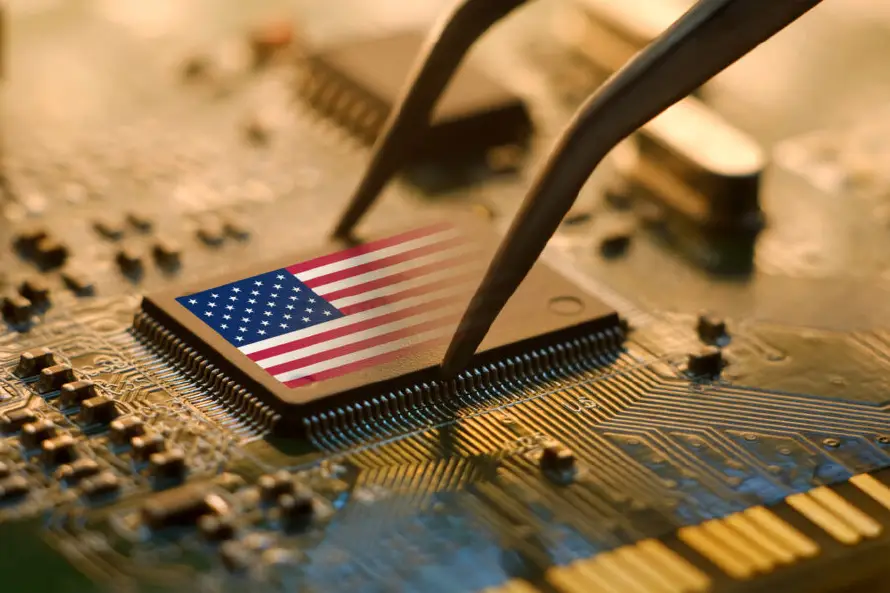 Trump amenaza con aranceles adicionales a los países con tasas o legislación digital "perjudiciales" para EEUU