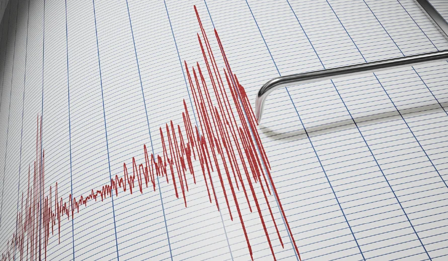 Fuerte sismo sorprende a los salvadoreños en la noche de este martes