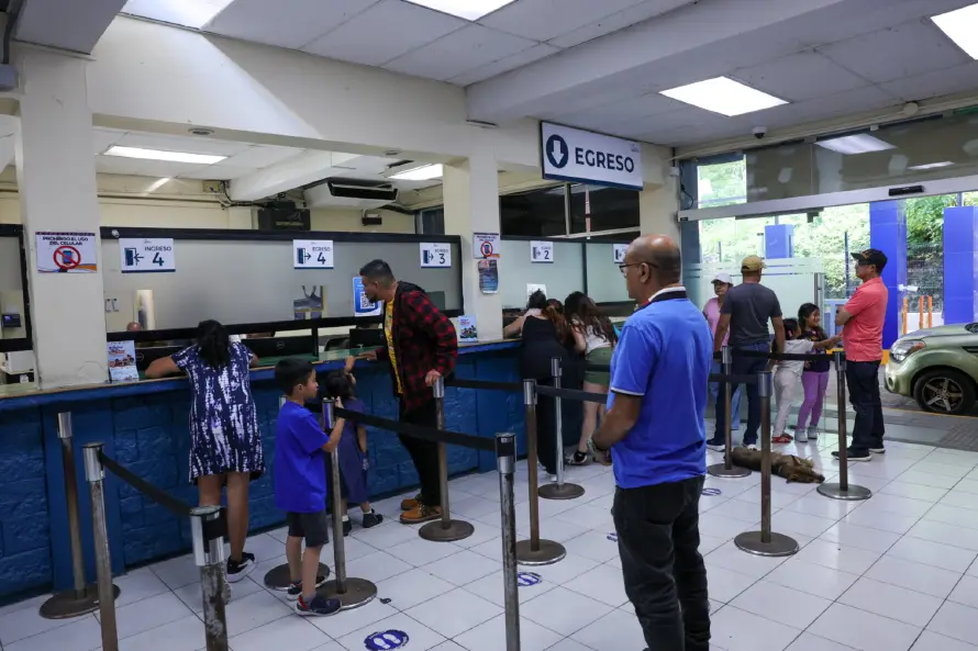 Más de 46,000 salvadoreños ingresaron a Guatemala en los primeros tres días de vacaciones