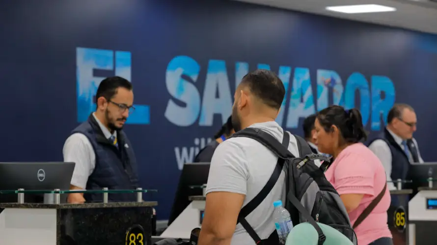 El Salvador recibió 91,000 turistas internacionales, que generaron $60 millones, durante las vacaciones
