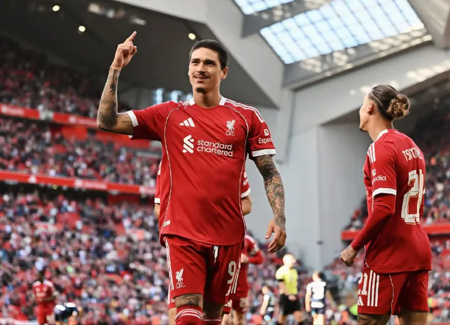 Liverpool, con Darwin Núñez y su cantera, golea 4-1 al Athletic en Anfield