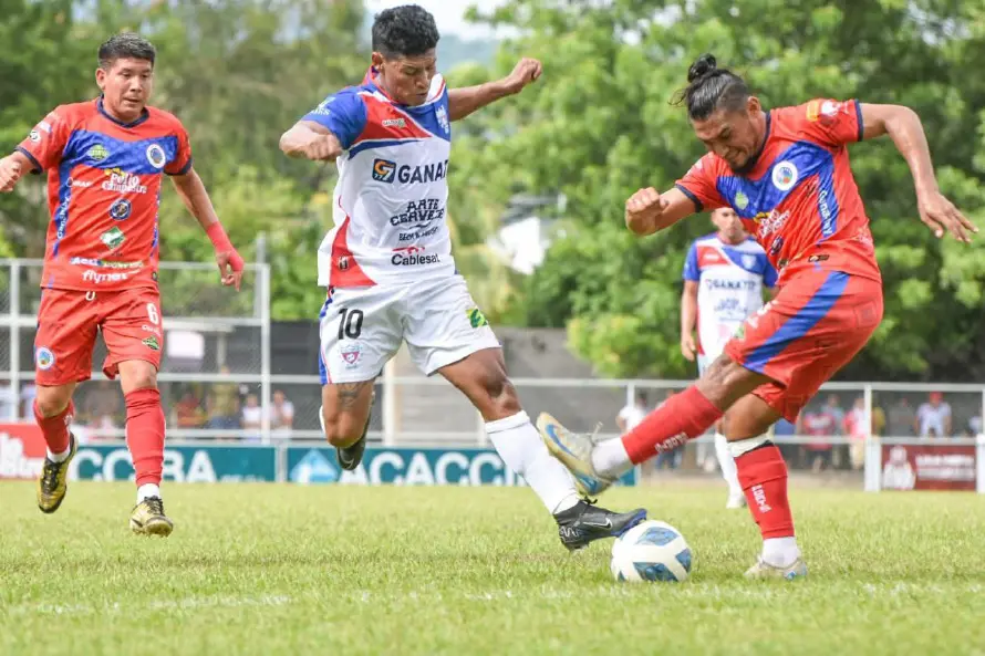 Firpo gana 3-1 a Cacahuatique y mantiene su paso firme en el Apertura 2025