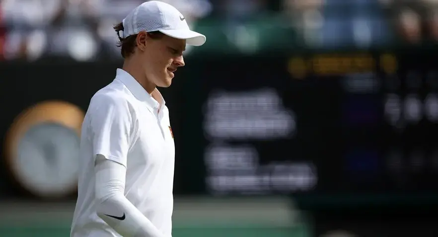 Jannik Sinner avanza en Cincinnati y Bouzas se medirá a Sabalenka en octavos