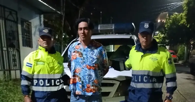 Capturan con 160 grados de alcohol al presunto responsable de accidente ocurrido en calle al lago de Coatepeque 