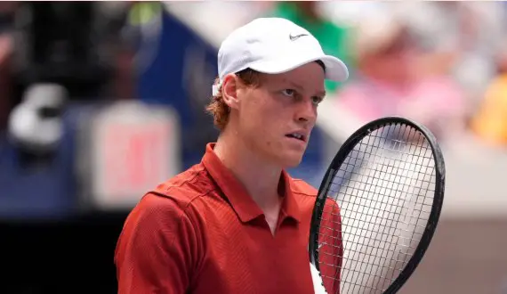 Jannik Sinner aplasta a Vit Kopriva y avanza con paso firme en el US Open