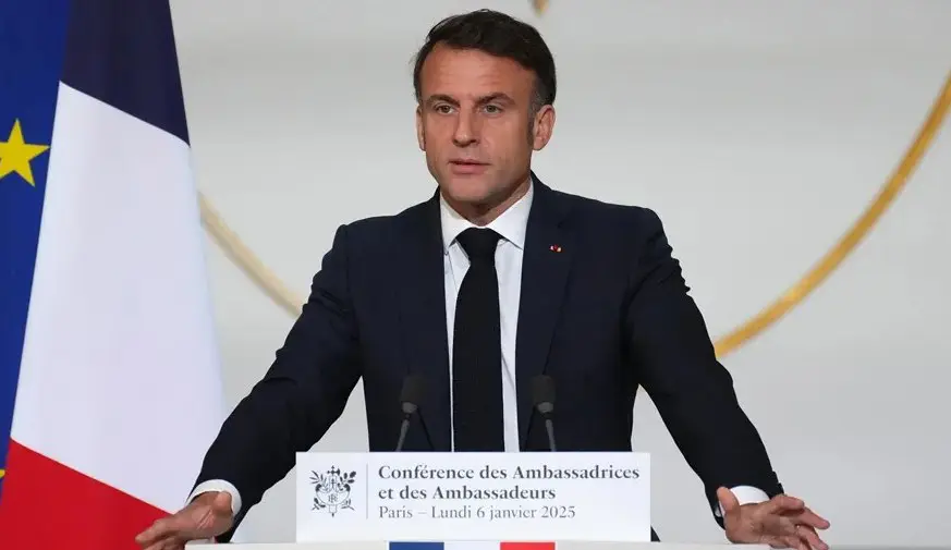 Macron critica el "terror y la barbarie" de los ataques rusos a Ucrania "de gran crueldad"