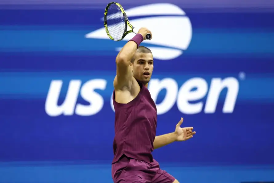 Carlos Alcaraz avanza a tercera ronda del US Open tras vencer a Mattia Bellucci en Nueva York