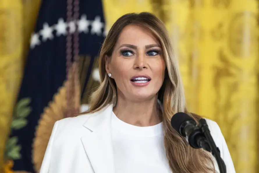 Melania Trump impulsa proyecto de IA en escuelas estadounidenses