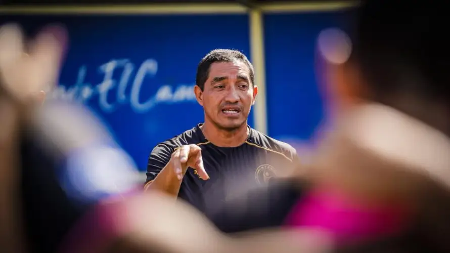 Inter FA anuncia la salida de William Renderos Iraheta y nombra a técnico interino
