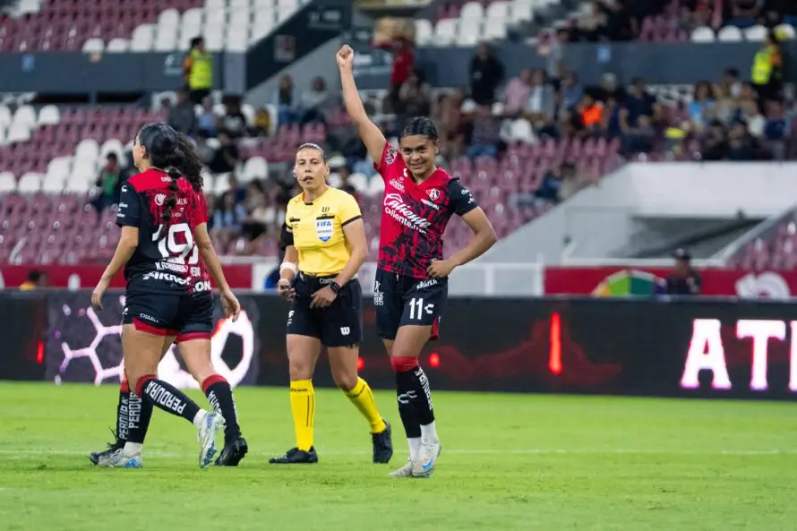 Video: Salvadoreña Brenda Cerén anota en el triunfo del Atlas Femenil sobre Santos Laguna