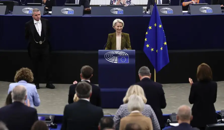 Von der Leyen reivindica el pacto comercial con EE. UU. entre críticas de la Eurocámara