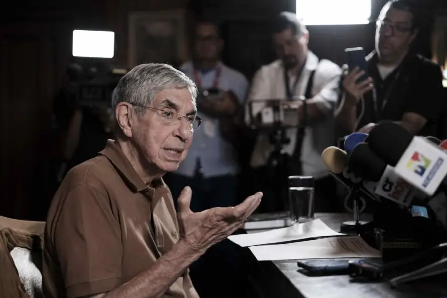 Óscar Arias: El narcisismo de Trump lo lleva a tratar mal a cualquiera que discrepe con él