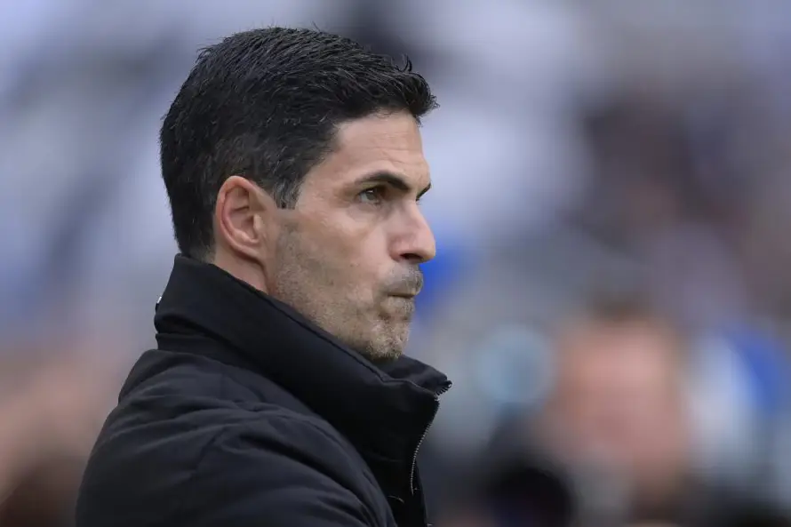 Mikel Arteta planea usar pilotos militares para mejorar la comunicación con sus futbolistas