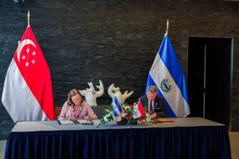 Singapur promete proyectos en El Salvador a partir de reunión política del próximo año