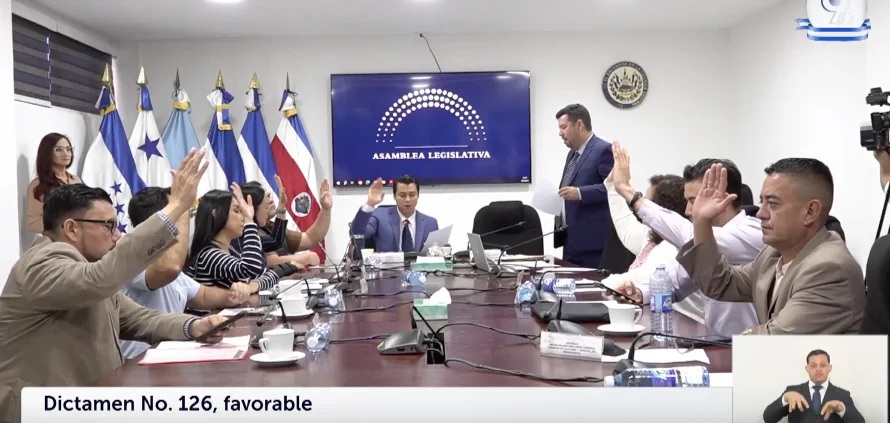 Avalan reforma presupuestaria: CDCA financiará programa de siembra con préstamo del BFA por $6 millones