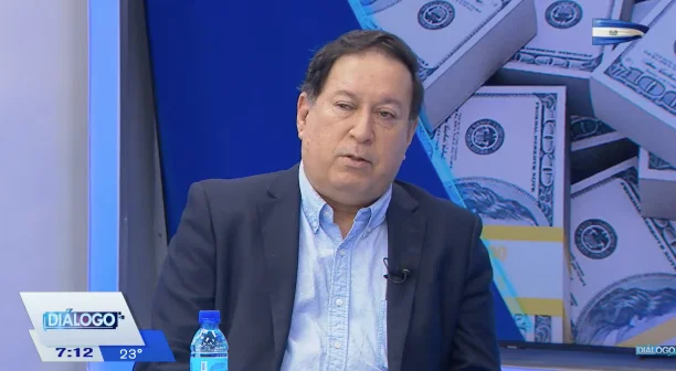 Carlos Acevedo ve positiva derogación de requisito accionario en bancos pero no cree que se logren “efectos sensibles” en competencia