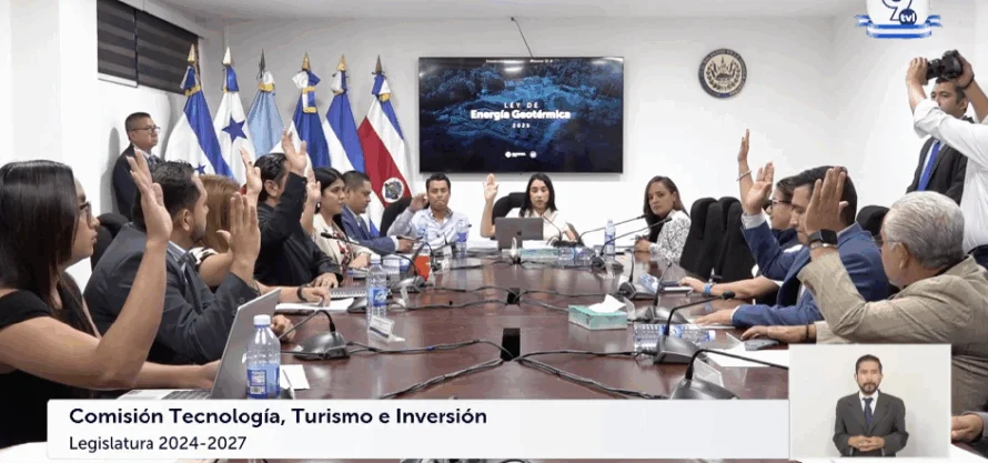 Dictaminan nueva Ley de Energía Geotérmica para concesiones a privados de hasta 30 años