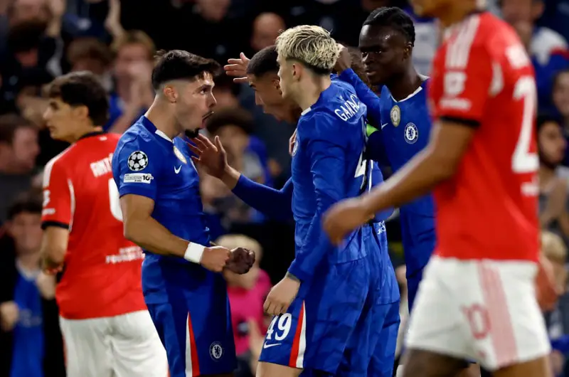 Robert Sánchez amarga el regreso de Mourinho Stamford Bridge