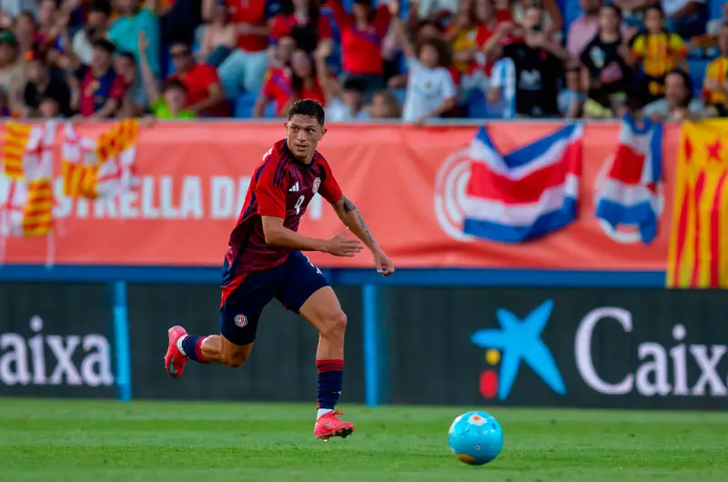 Costa Rica empata 3-3 con Haití y se complica en la eliminatoria al Mundial