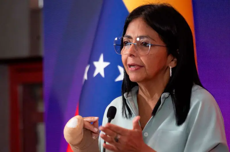 Trump advierte a Delcy Rodríguez de que si no actúa bien acabará peor que Maduro