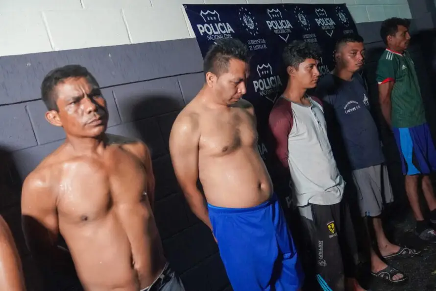Ordenan arrestar a 57 supuestos pandilleros MS-13 en operación "Perseo" en Sonsonate