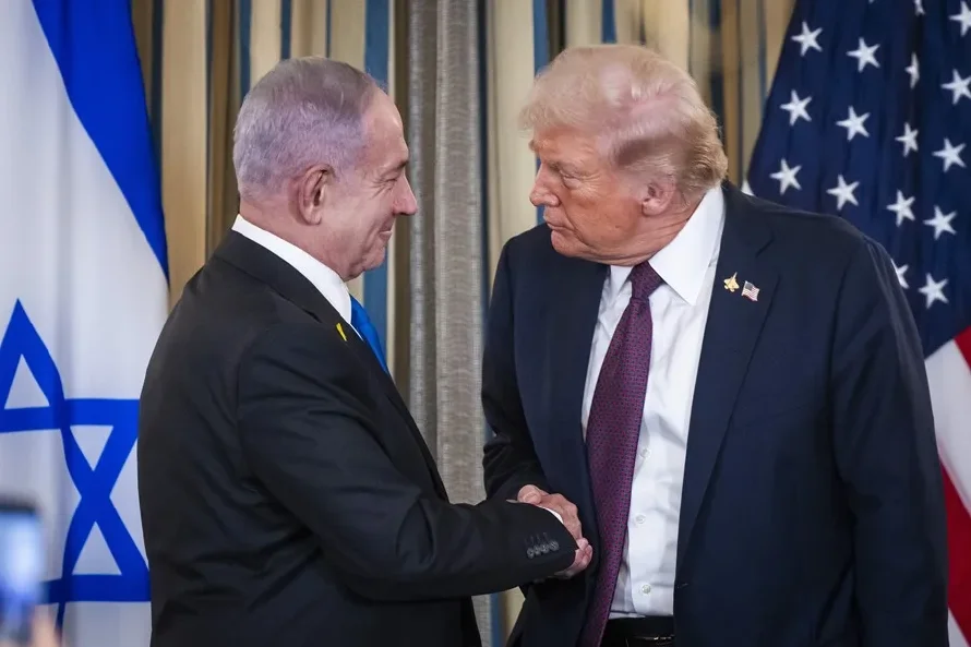 Trump presiona a Netanyahu y asegura que "no tiene más opción" que aceptar el acuerdo con Irán
