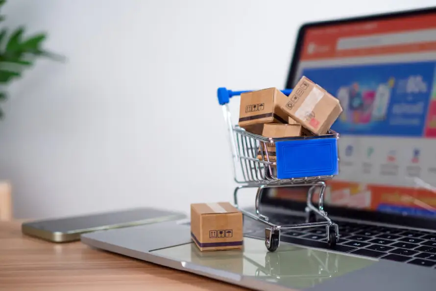 Empresarios logísticos reportan 20 % de crecimiento en e-commerce en El Salvador
