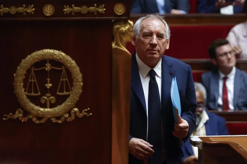 El primer ministro de Francia pierde su puesto tras perder voto de confianza legislativo
