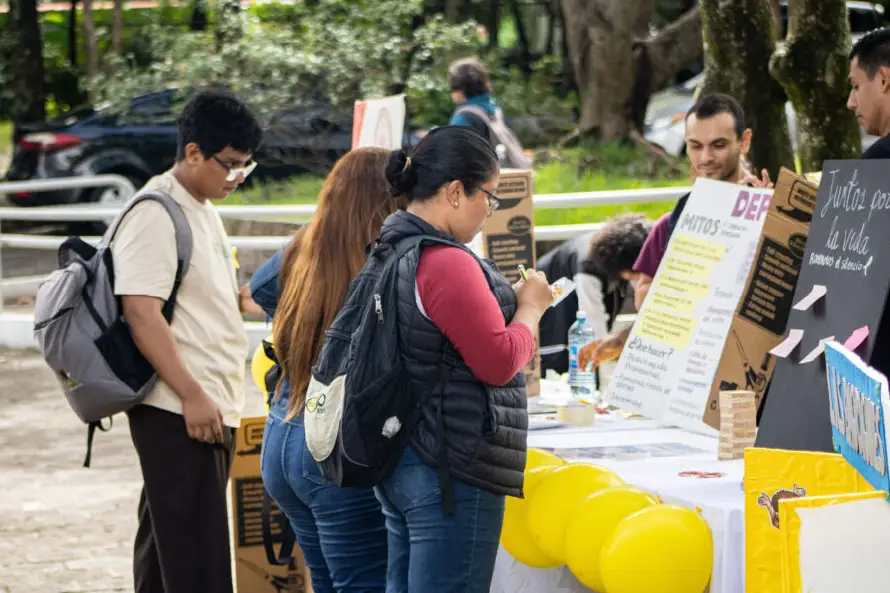 Especialistas instan al Gobierno a reconocer el suicidio como problema de salud pública