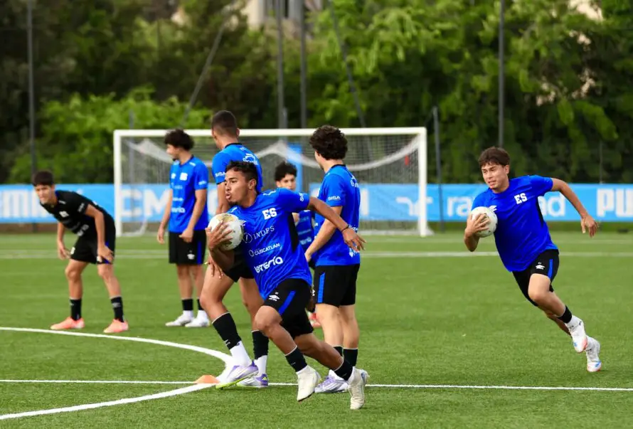 Selección Sub-17 de El Salvador se entrena en Francia para amistoso contra Olympique de Marsella