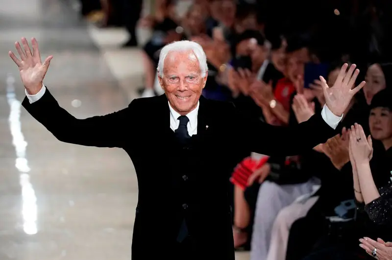 La vida del diseñador de modas Giorgio Armani será contada en una serie