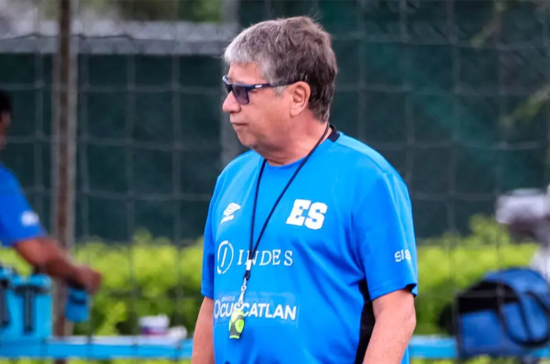 El “Bolillo” Gómez afirma que la Selecta está lista para enfrentar a Surinam