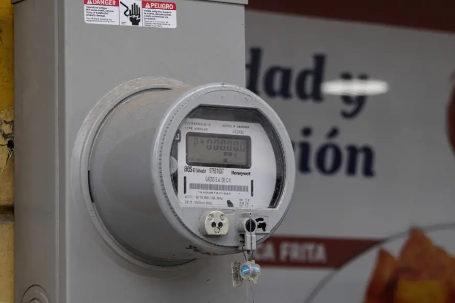 El Salvador figura entre los países con tarifas eléctricas más altas de Centroamérica, según estudio